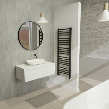 Maatwerk design badmeubel, gemaakt van Wit melamine of gespoten mdf met een blad van solid surface en 1 waskom van Solid Surface. Het front te openen d.m.v. Greeplijst boven